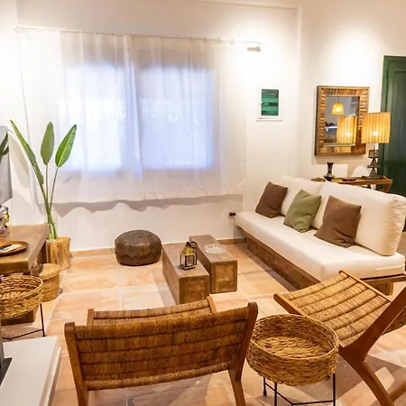Pinest Casa vacanze Costa Navarino