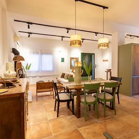 Pinest * Costa Navarino