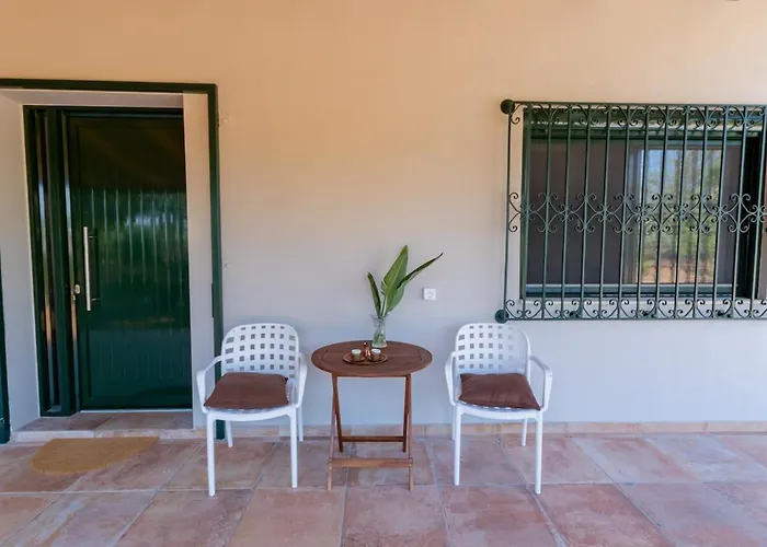 Pinest * Costa Navarino