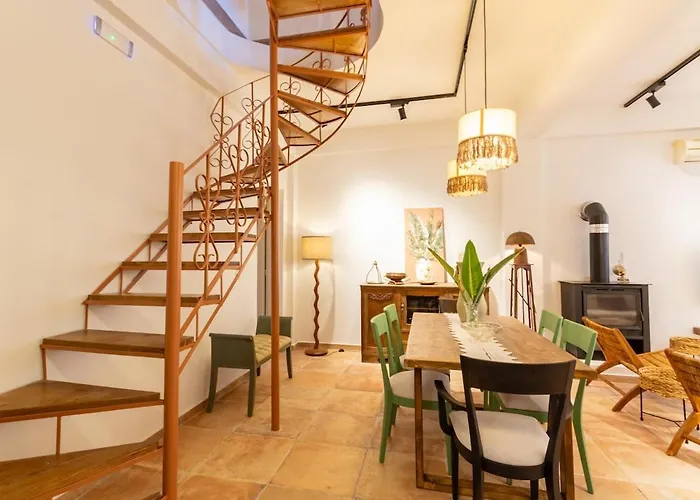 Pinest Costa Navarino