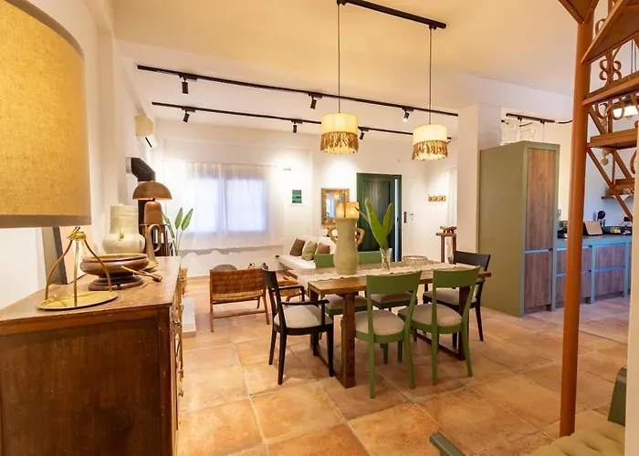 Pinest * Costa Navarino